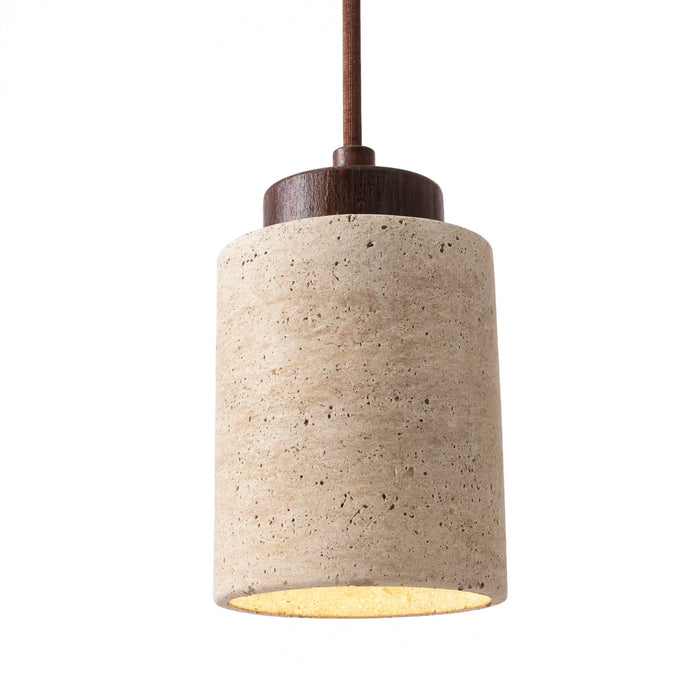 Suspension Paestum, cylindre en travertin et bois foncé, vue produit sur fond blanc